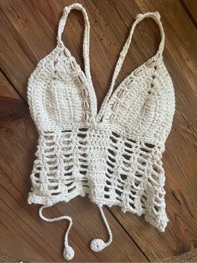 Crochet Shell-Trim Top in Natural Cream/ Ivory